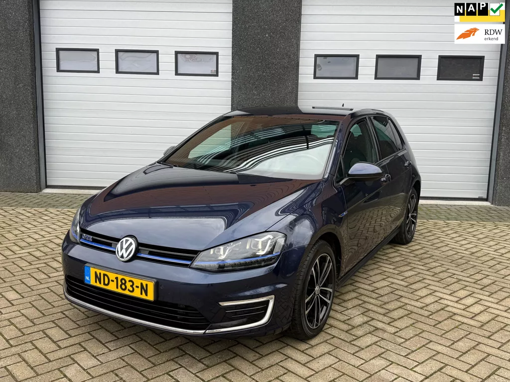 Volkswagen Golf 1.4 TSI GTE Connected Series NAP/NAVI/CLIMA