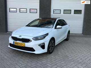 Kia CEED 1.4 T-GDi DynamicLine PANO/CAMERA/NAVI/VERWARMING/KOELING