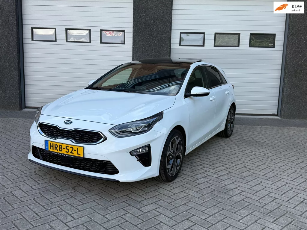 Kia CEED 1.4 T-GDi DynamicLine PANO/CAMERA/NAVI/VERWARMING/KOELING